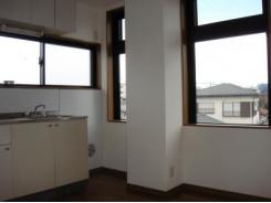 横浜市保土ヶ谷区権太坂2丁目 賃貸 成約御礼万円 画像3